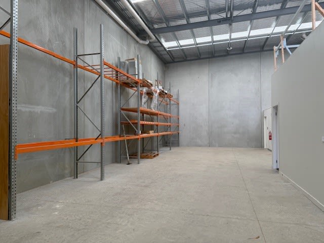 4/6 Boneyards Avenue Torquay VIC 3228 - Image 1