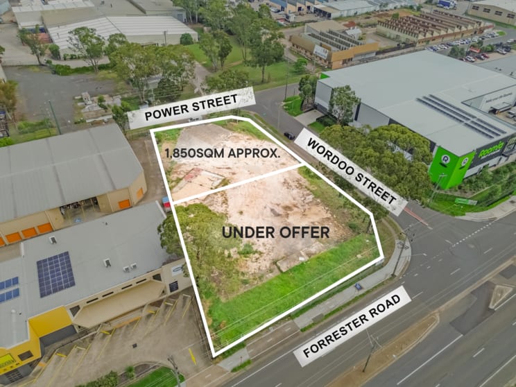 Click to view all images 1 Power Street St Marys NSW 2760 - Image 2