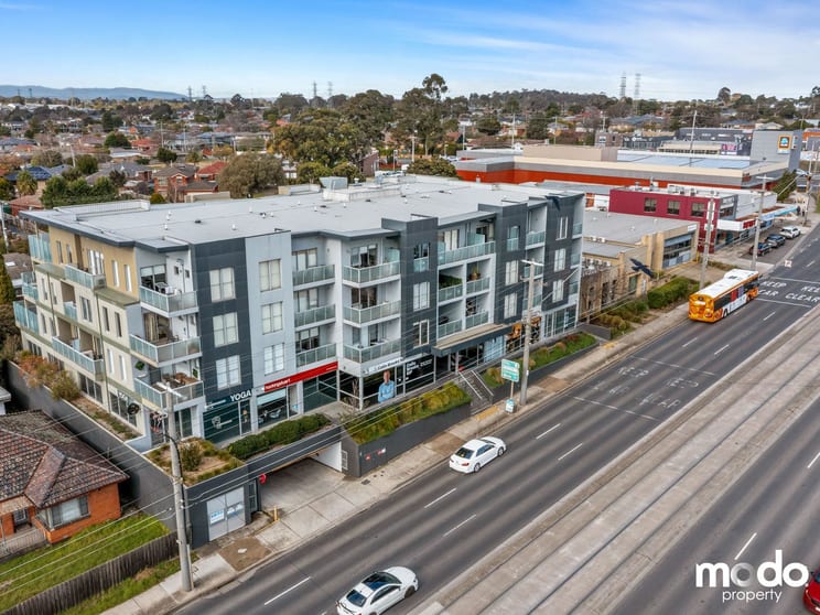 Click to view all images 4/1320 Plenty Road Bundoora VIC 3083 - Image 2