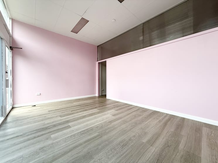 Click to view all images Unit 2/17 Walder Street Belconnen ACT 2617 - Image 1