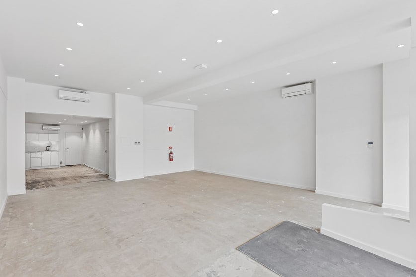 Click to view all images 12 Cotham Road Kew VIC 3101 - Image 3