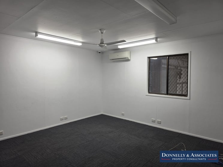 Click to view all images 3/86 Wilkie Street Yeerongpilly QLD 4105 - Image 3