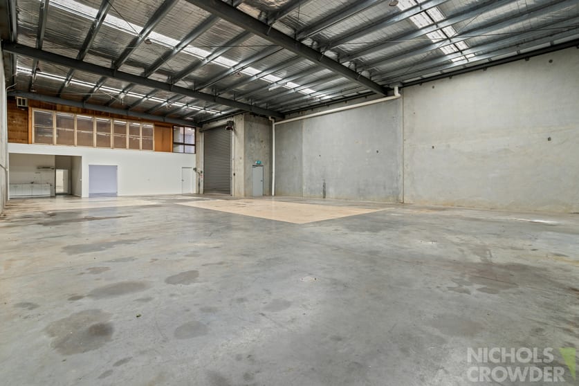 Click to view all images 5/10 Industry Boulevard Carrum Downs VIC 3201 - Image 3