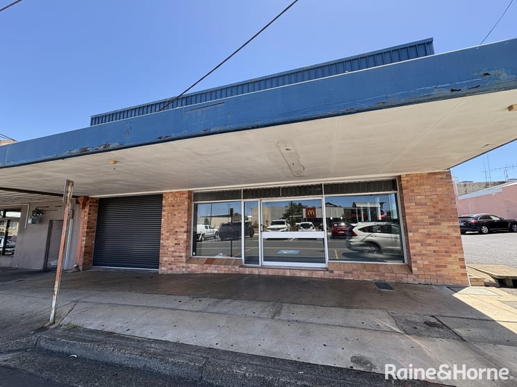 Click to view all images 55 Targo Street Bundaberg Central QLD 4670 - Image 1