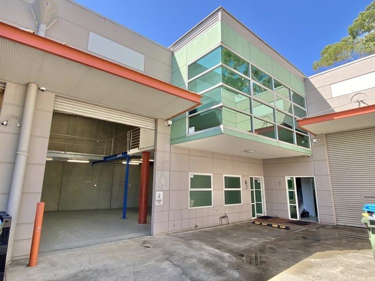 Click to view all images 2 Bishop St St Peters NSW 2044 - Image 1