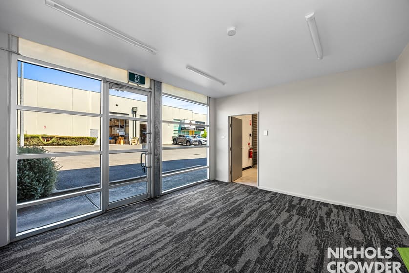 Click to view all images Unit 24/91-95 Tulip Street Cheltenham VIC 3192 - Image 3