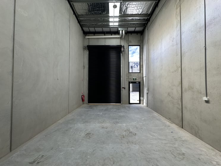 Click to view all images Unit 9c/3a Newlands Road Reservoir VIC 3073 - Image 3