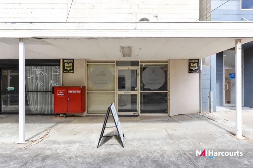 Click to view all images 7 Belmont Square Belmont VIC 3216 - Image 2