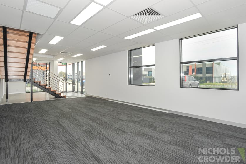 Click to view all images 1/20 Colemans Road Carrum Downs VIC 3201 - Image 3