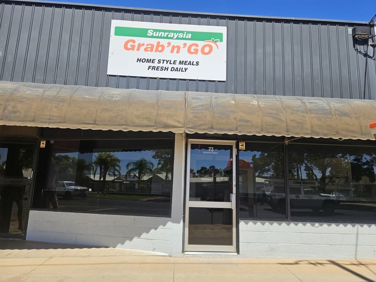 Click to view all images 73 Seventh Street Mildura VIC 3500 - Image 1