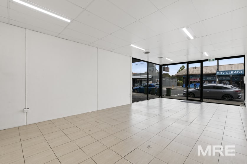 Click to view all images 64 John Street Pakenham VIC 3810 - Image 2