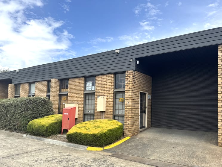 Click to view all images 5/97 Dorset Road Ferntree Gully VIC 3156 - Image 1