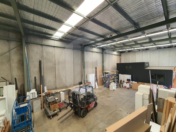 Click to view all images 4/480-482 VICTORIA STREET Wetherill Park NSW 2164 - Image 2
