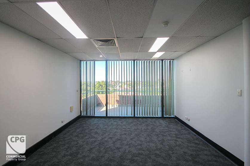 Click to view all images 2B/322 Kingsgrove Road Kingsgrove NSW 2208 - Image 2