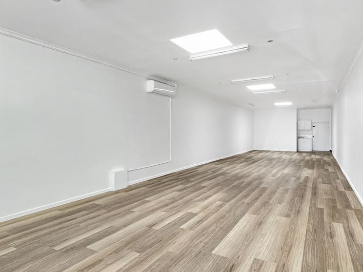 44 High Street Mansfield VIC 3722 - Image 2