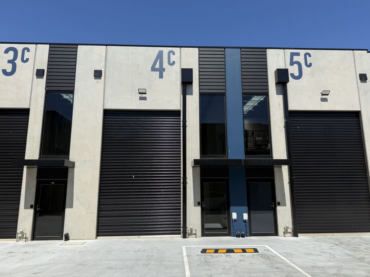 Click to view all images Unit 9c/3a Newlands Road Reservoir VIC 3073 - Image 2