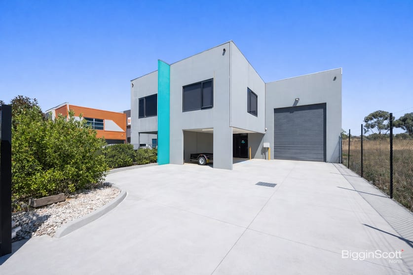 37A Yellowbox Drive Craigieburn VIC 3064 - Image 1
