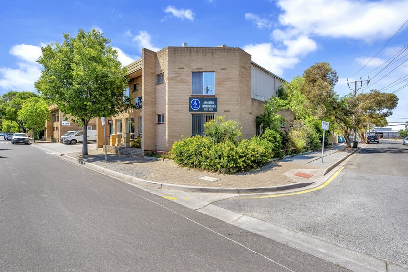 Click to view all images 8 Albert Street Clarence Gardens SA 5039 - Image 3