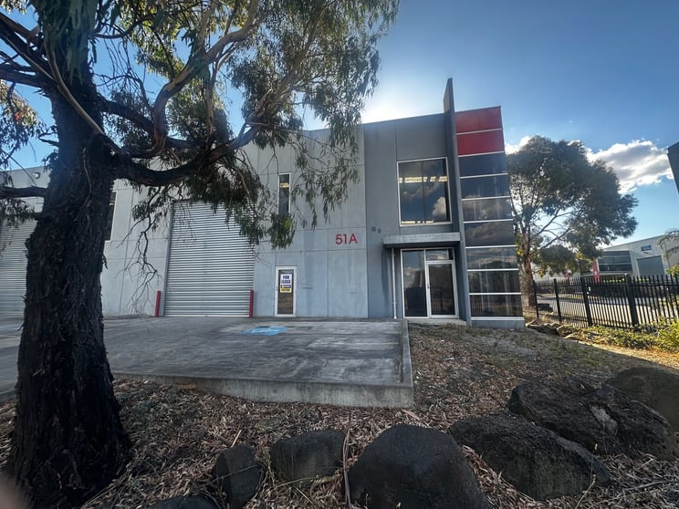 Click to view all images 51A Merri Concourse Campbellfield VIC 3061 - Image 2