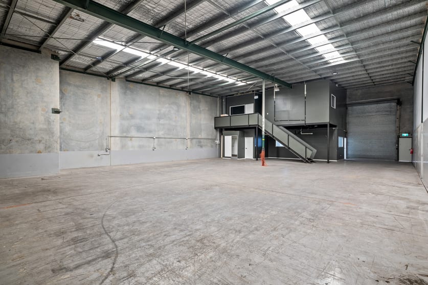 Click to view all images 6/89 Factory Road Oxley QLD 4075 - Image 3