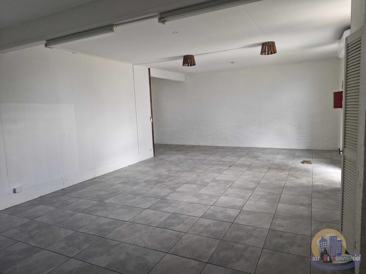 Click to view all images 3/130 Churchill Street Childers QLD 4660 - Image 2