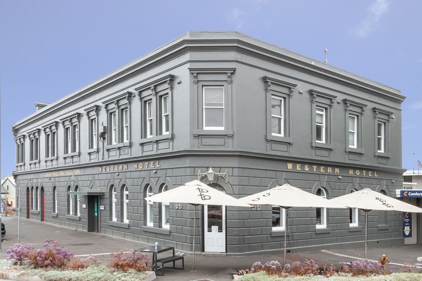 Click to view all images Level 1/49 Kepler Street Warrnambool VIC 3280 - Image 1