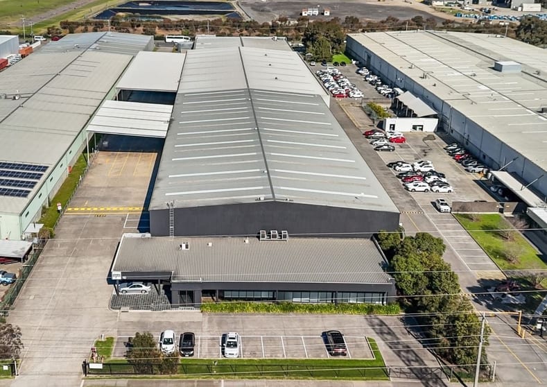 Click to view all images 110-112 Fairbank Road Clayton South VIC 3169 - Image 3