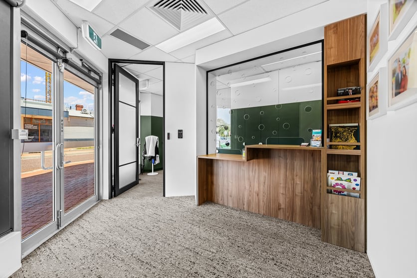 Click to view all images Unit A/953 Beaufort Street Inglewood WA 6052 - Image 3