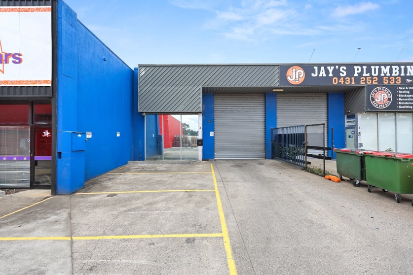 Click to view all images 3 Rosto Court Tullamarine VIC 3043 - Image 1