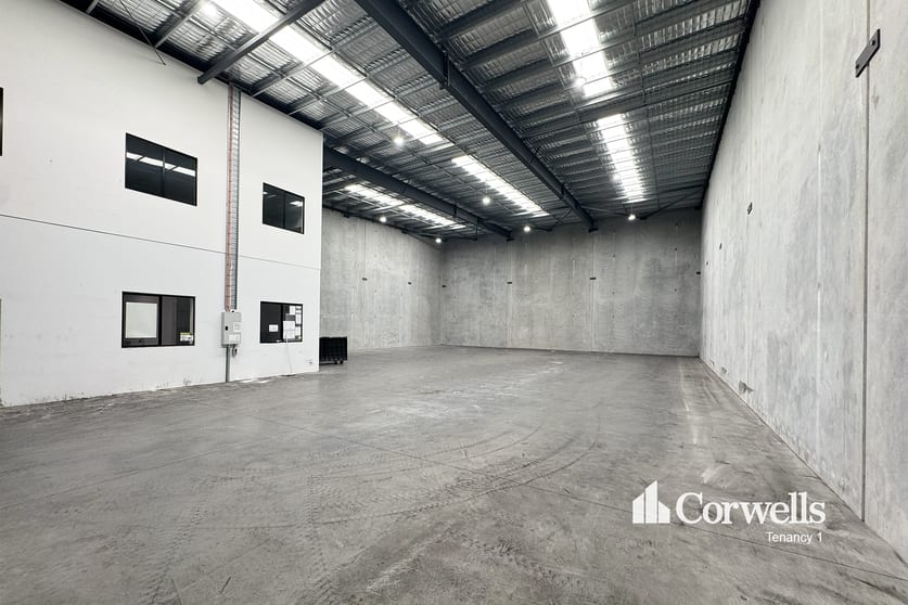 Click to view all images 1&2/1 Blue Rock Drive Yatala QLD 4207 - Image 3