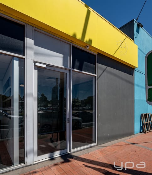 Click to view all images 1B Werribee Street South Werribee VIC 3030 - Image 1