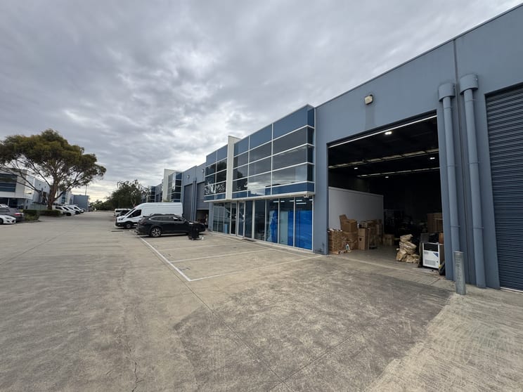 10/111 Lewis Road Knoxfield VIC 3180 - Image 2