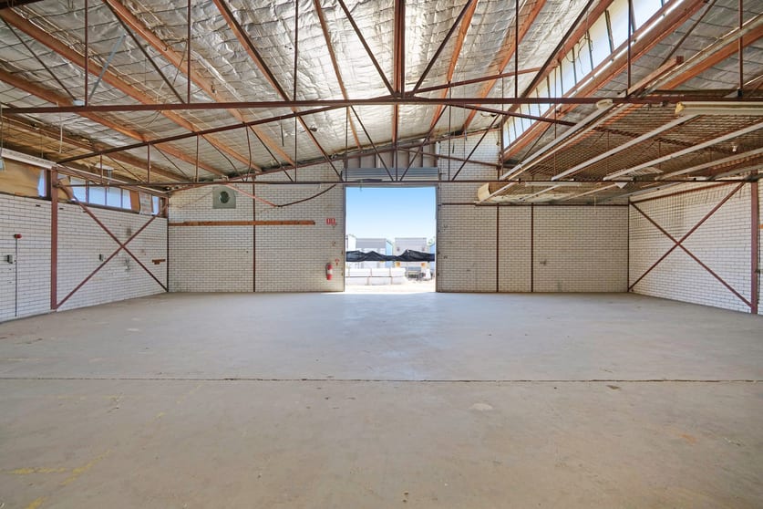 Click to view all images 109 (rear unit) Kew Street Welshpool WA 6106 - Image 3