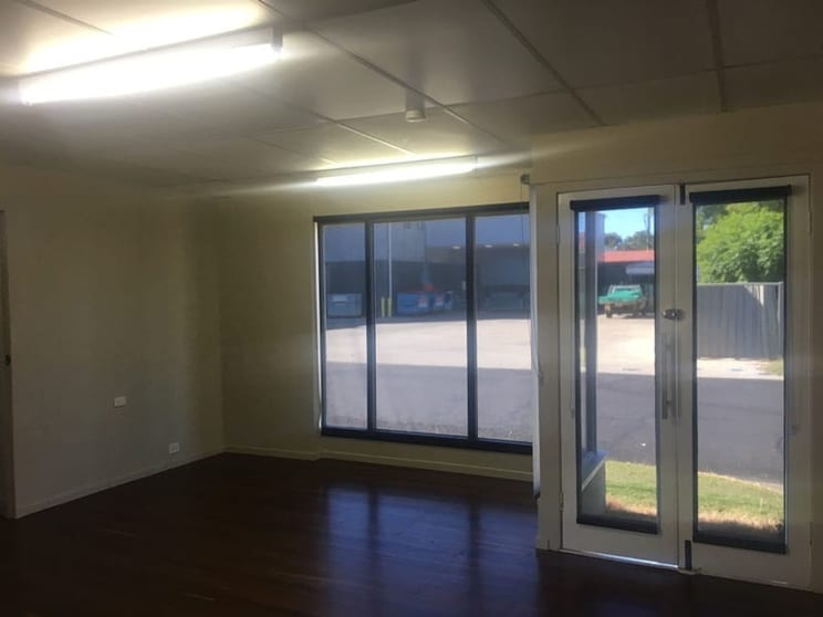 Click to view all images 3 First Ave Chinchilla QLD 4413 - Image 3