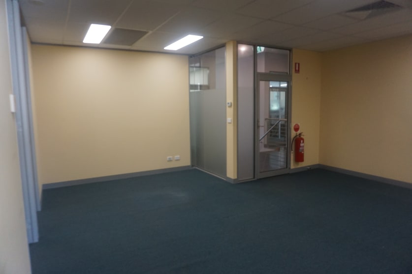 Click to view all images Office 4/18 Prince Street Gisborne VIC 3437 - Image 3