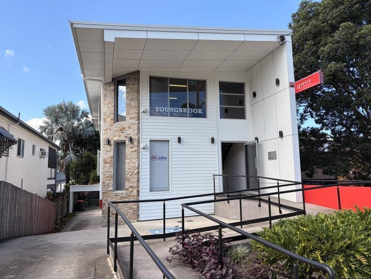 Click to view all images 1/122 Lytton Road Bulimba QLD 4171 - Image 1