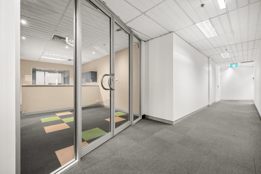 Click to view all images Level 1/23 Petrie Plaza City ACT 2601 - Image 1