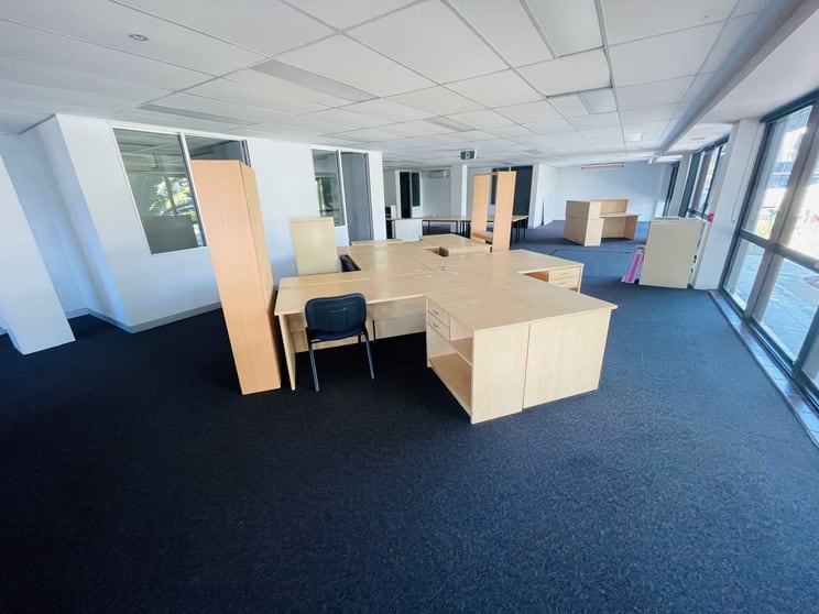 Click to view all images 9 Bay Street Southport QLD 4215 - Image 3