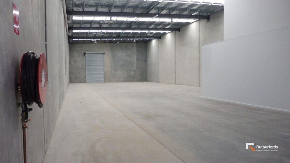Click to view all images 1/40 Zakwell Court Roxburgh Park VIC 3064 - Image 2