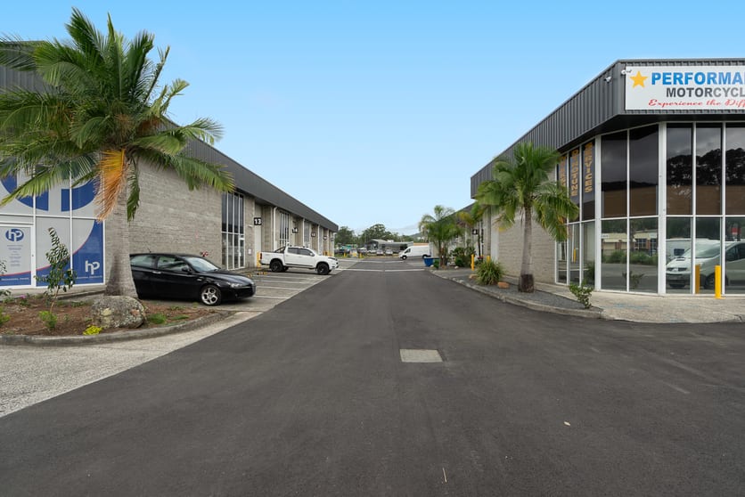 Unit 4/4 Merinee Road West Gosford NSW 2250 - Image 3