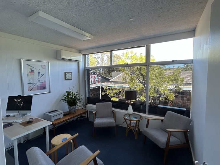 Click to view all images F9/25 Dickson Place Dickson ACT 2602 - Image 1