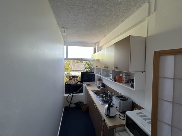 Click to view all images F9/25 Dickson Place Dickson ACT 2602 - Image 3