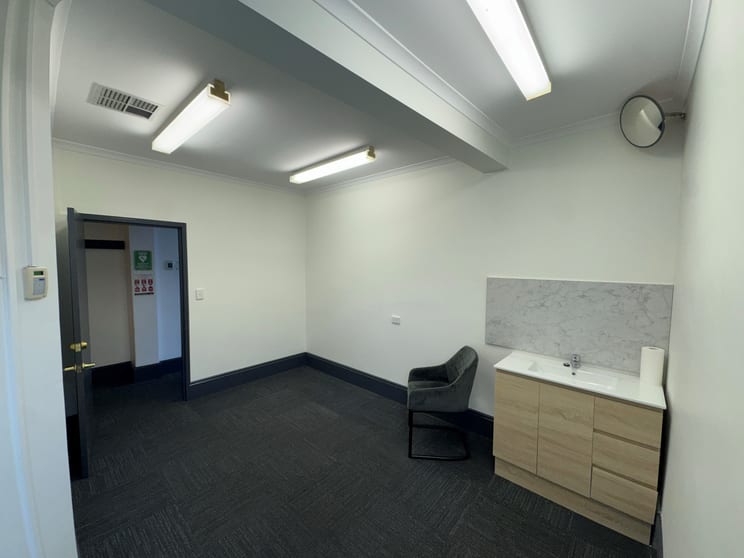 Click to view all images 40 King William Road Unley SA 5061 - Image 3