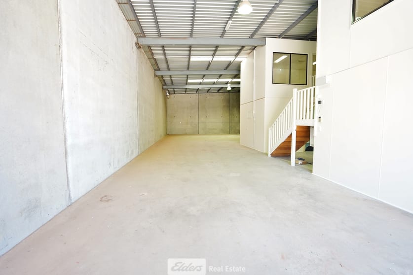 Click to view all images 8/16-24 Whybrow Street Griffith NSW 2680 - Image 3