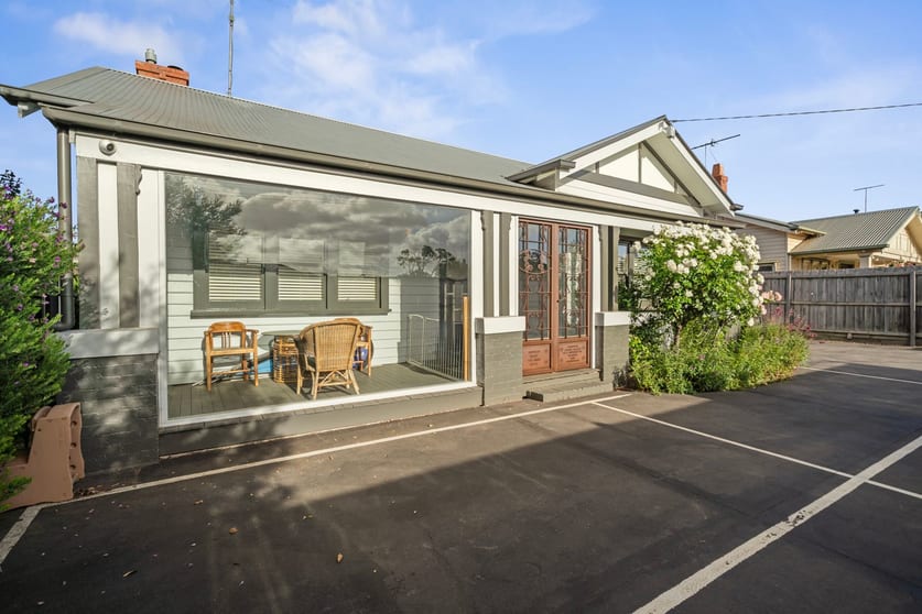 Click to view all images 49 Gisborne Road Bacchus Marsh VIC 3340 - Image 3