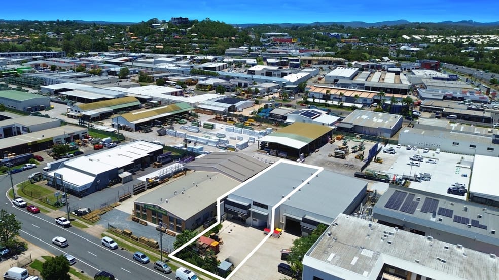 Click to view all images 1/5 Brendan Drive Nerang QLD 4211 - Image 1