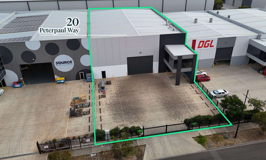 Click to view all images 20 Peterpaul Way Truganina VIC 3029 - Image 1