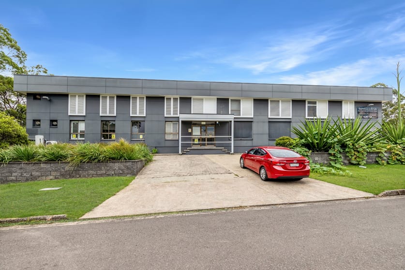 Click to view all images 57 Pendlebury Road Cardiff NSW 2285 - Image 2