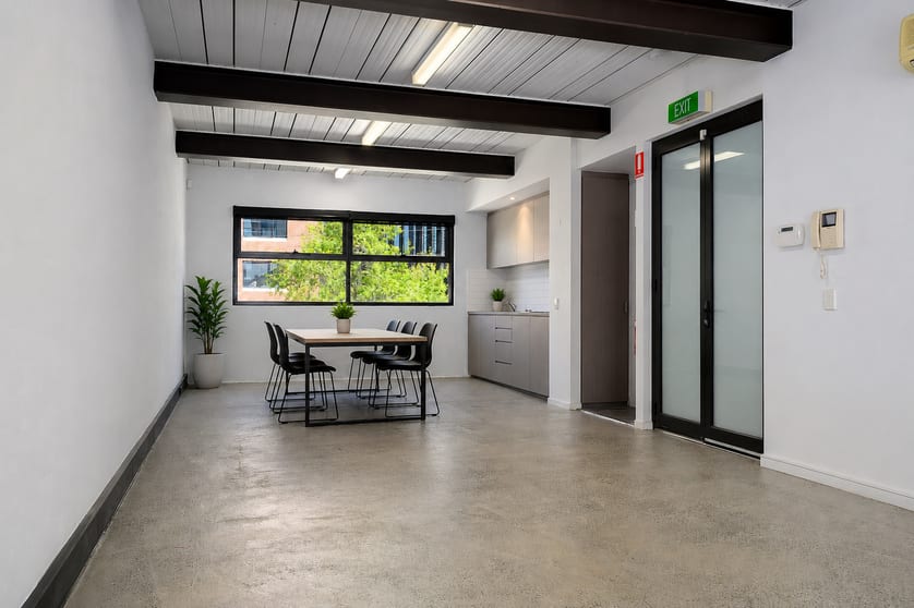 Click to view all images 2/21 Waterloo Road Collingwood VIC 3066 - Image 1