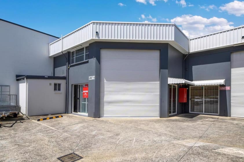 Click to view all images 6/76 Kortum Drive Burleigh Heads QLD 4220 - Image 2